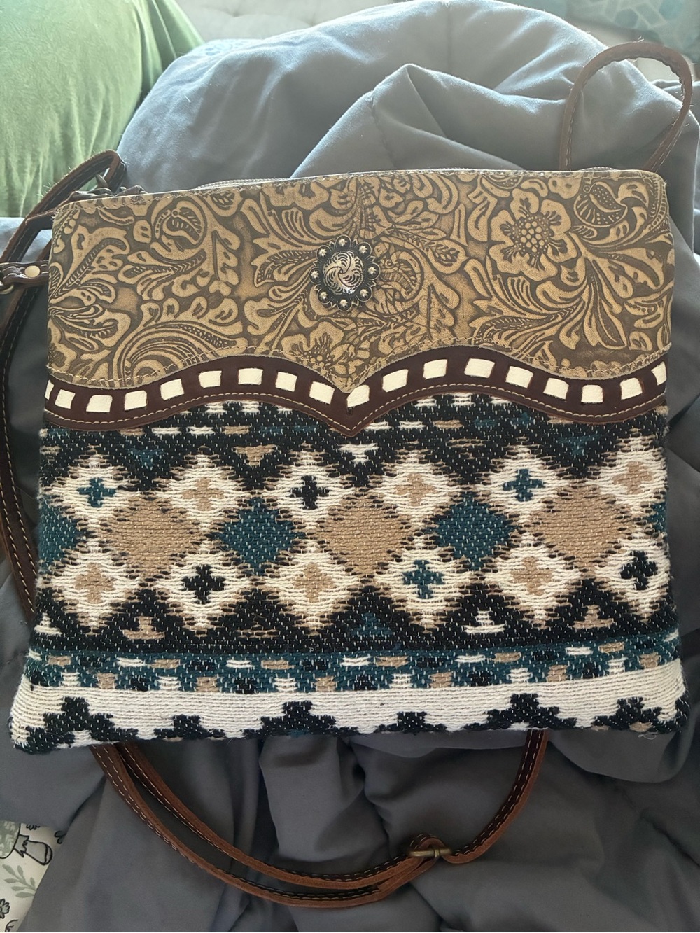 Southwestern Pattern Crossbody Bag in Teal and Tan